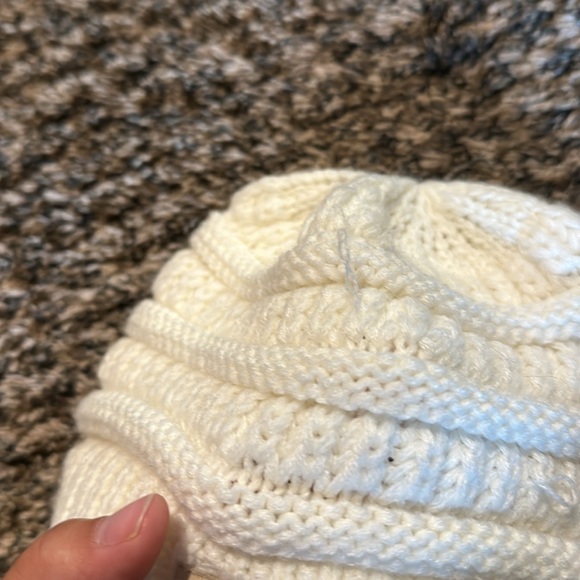 Toddler CC hat - Picture 3 of 4